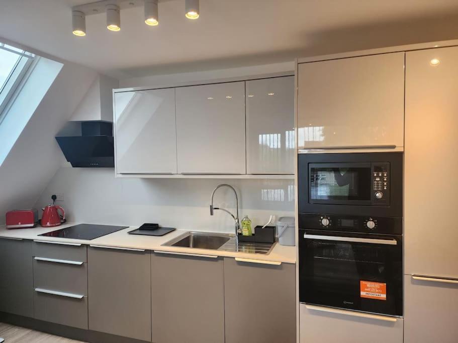 Paradigm Court, Brand New 1-Bedroom Flat Oxford Eksteriør bilde